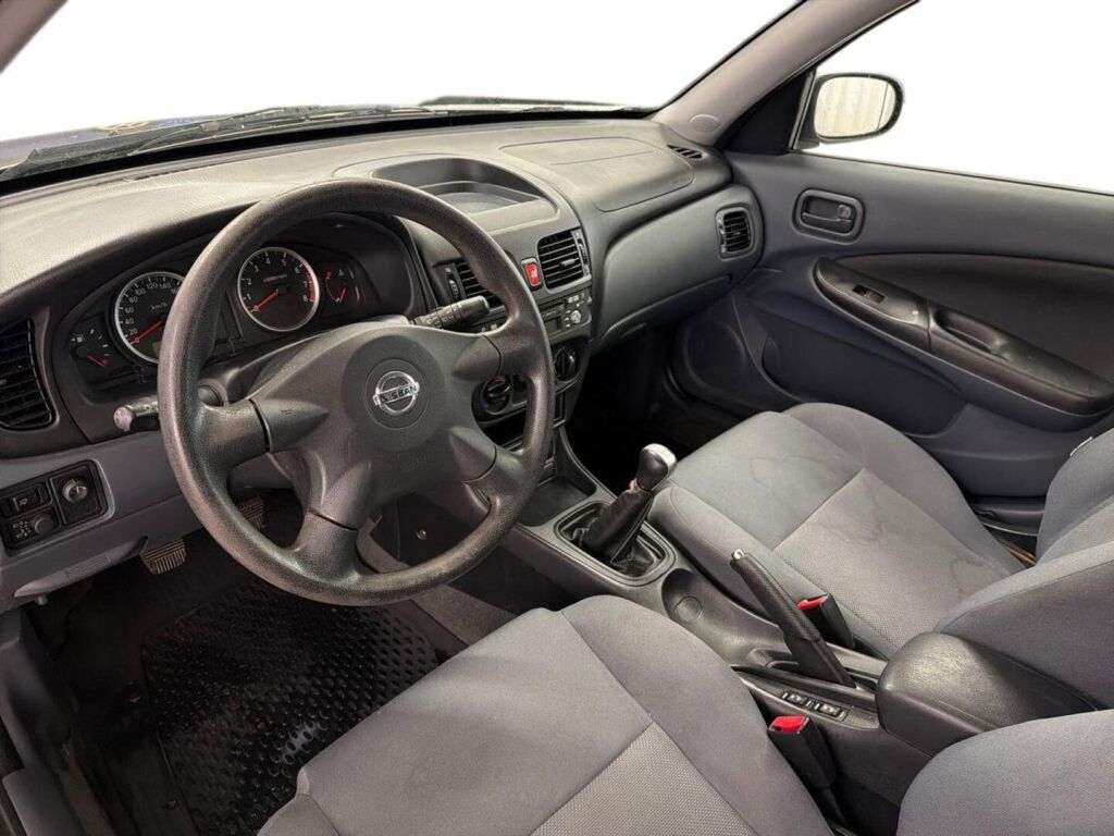 Nissan Almera 1,8 Visia+ 5-ov. 2006, kuva 7/26