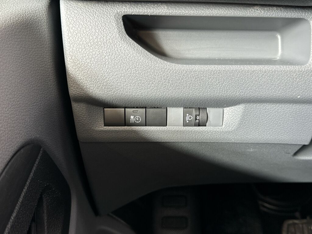 Opel Vivaro 2022 Sininen