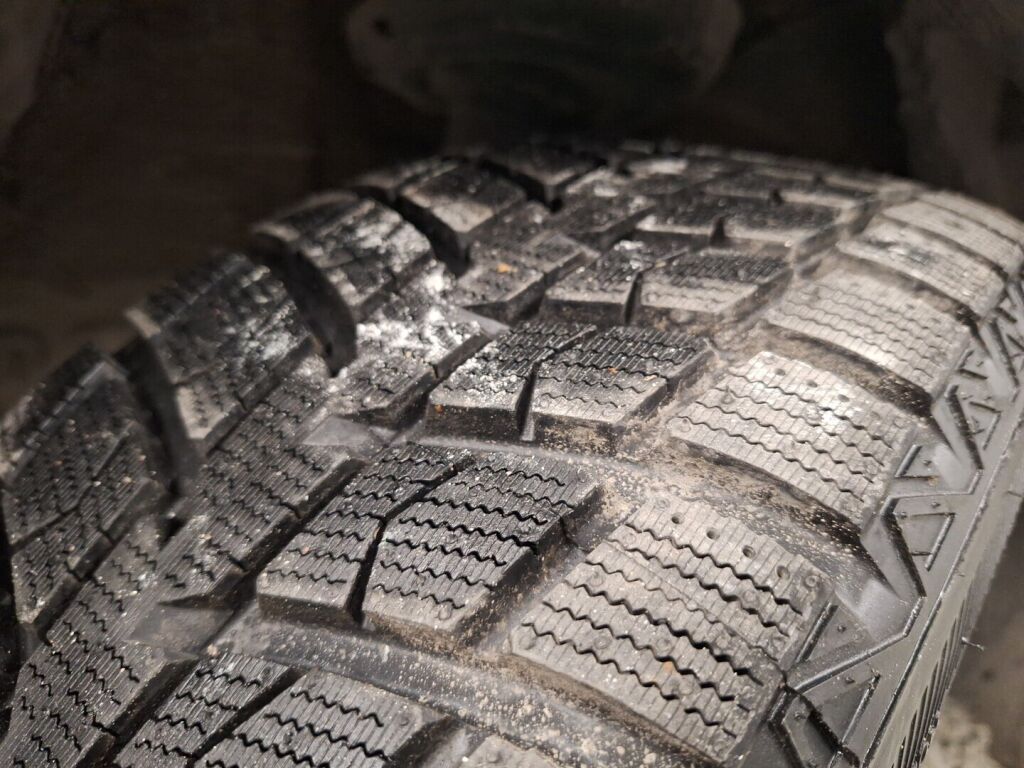 Toyota C-HR 2019 Sininen