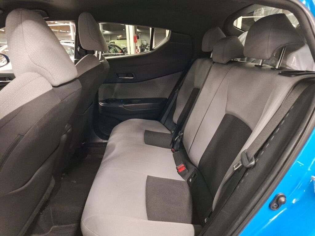 Toyota C-HR 2019 Sininen