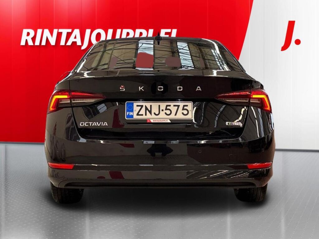 Skoda Octavia 2022, kuva 6/27