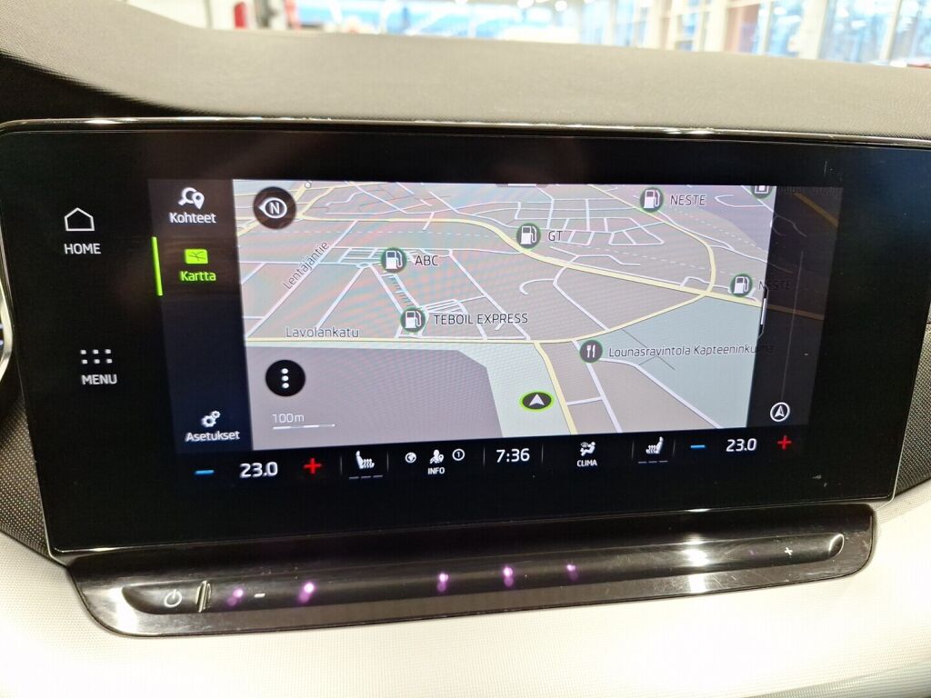 Skoda Octavia 2022 Valkoinen