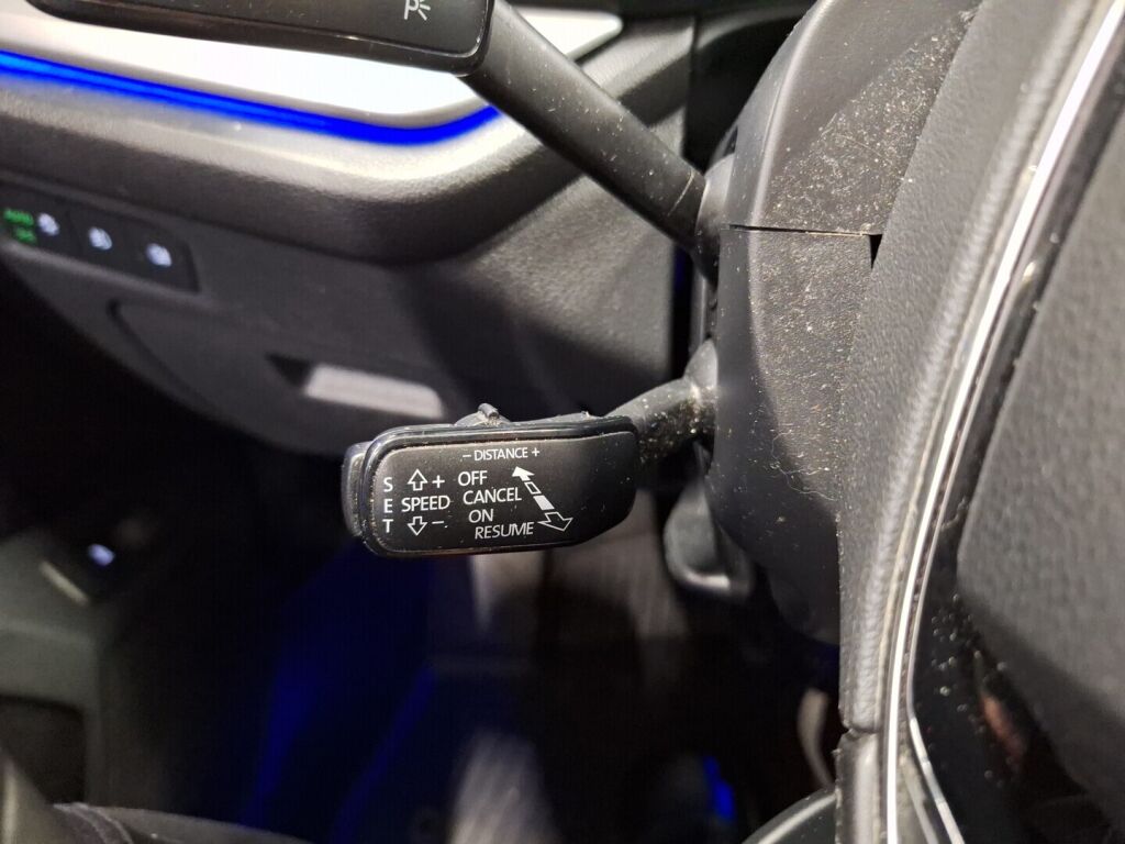 Skoda Octavia 2022 Valkoinen