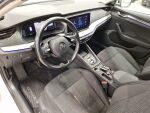 Skoda Octavia 2022 Valkoinen