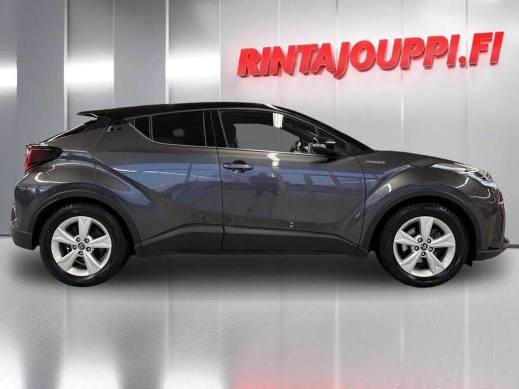 Toyota C-HR 2022 Harmaa