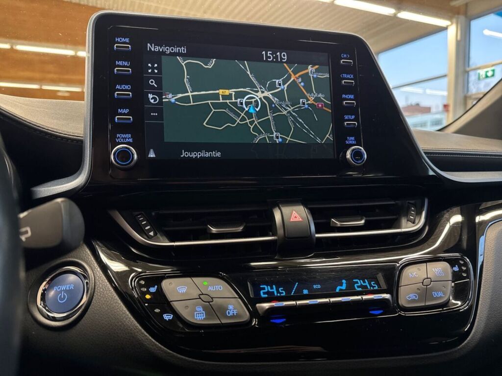 Toyota C-HR 2022 Harmaa