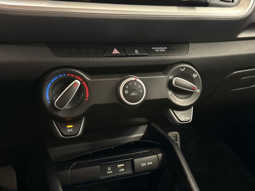 Kia Stonic 2020 Punainen