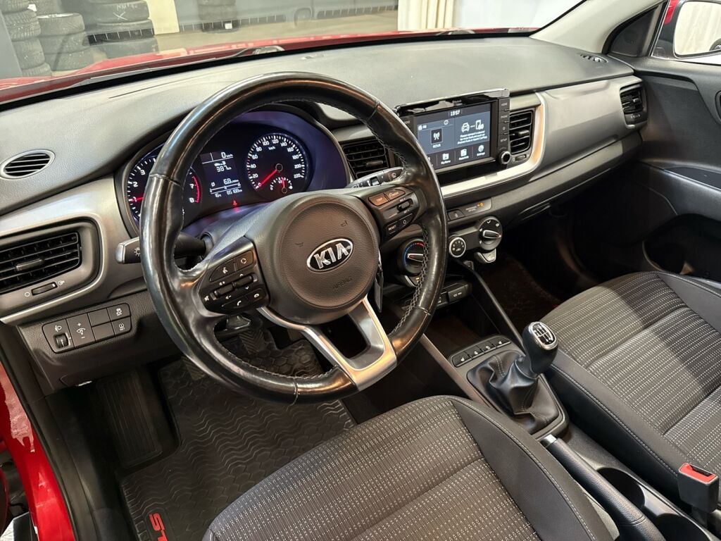 Kia Stonic 2020 Punainen