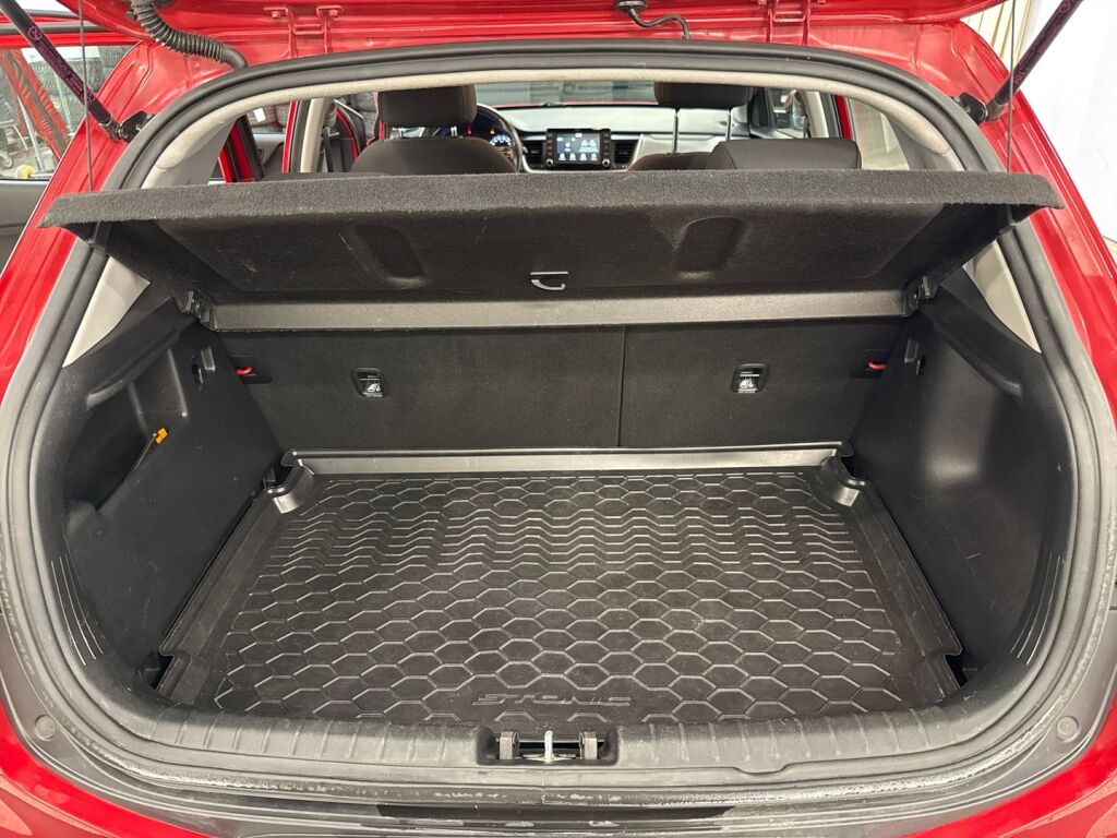 Kia Stonic 2020 Punainen