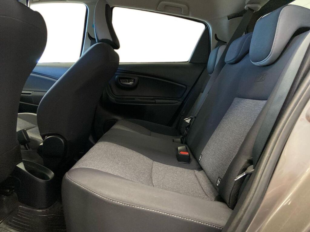 Toyota Yaris 2020 Harmaa
