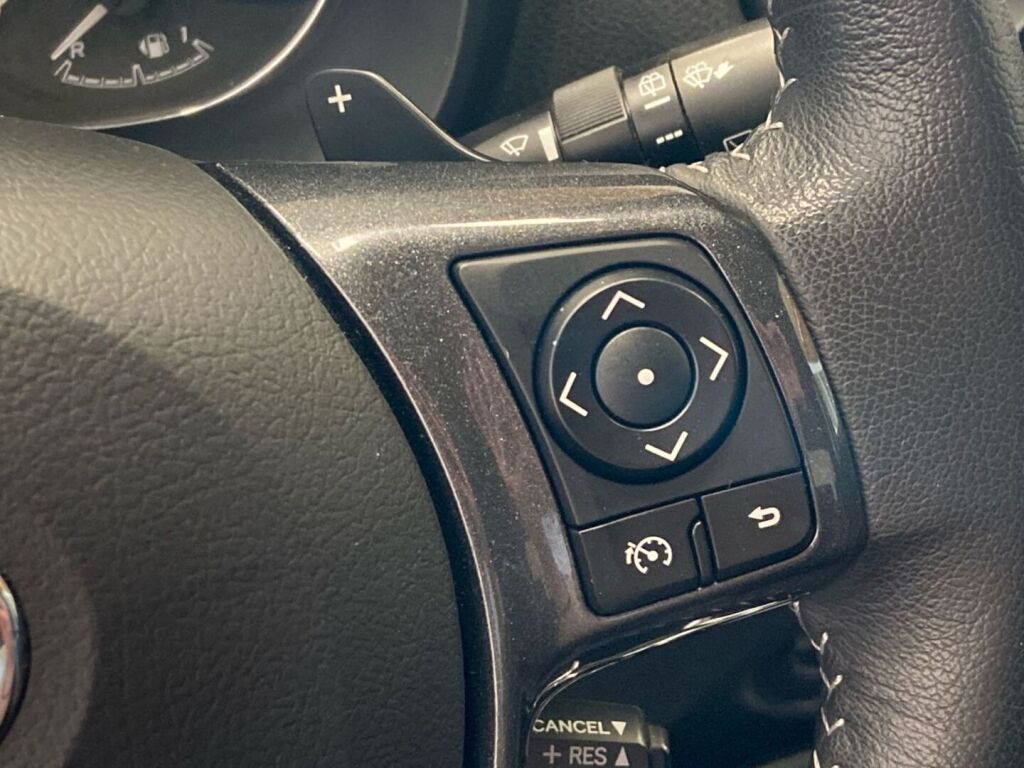 Toyota Yaris 2020 Harmaa