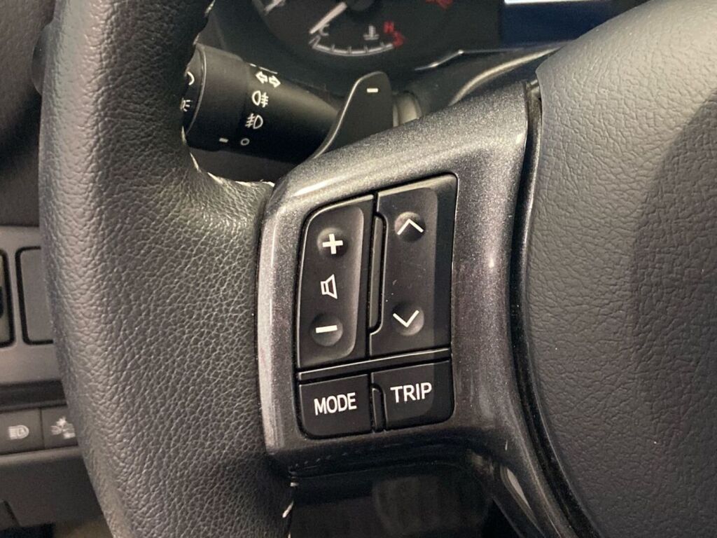 Toyota Yaris 2020 Harmaa
