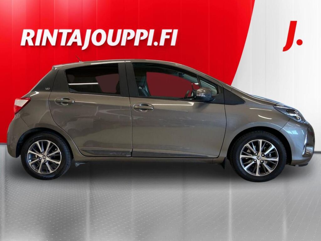 Toyota Yaris 2020 Harmaa