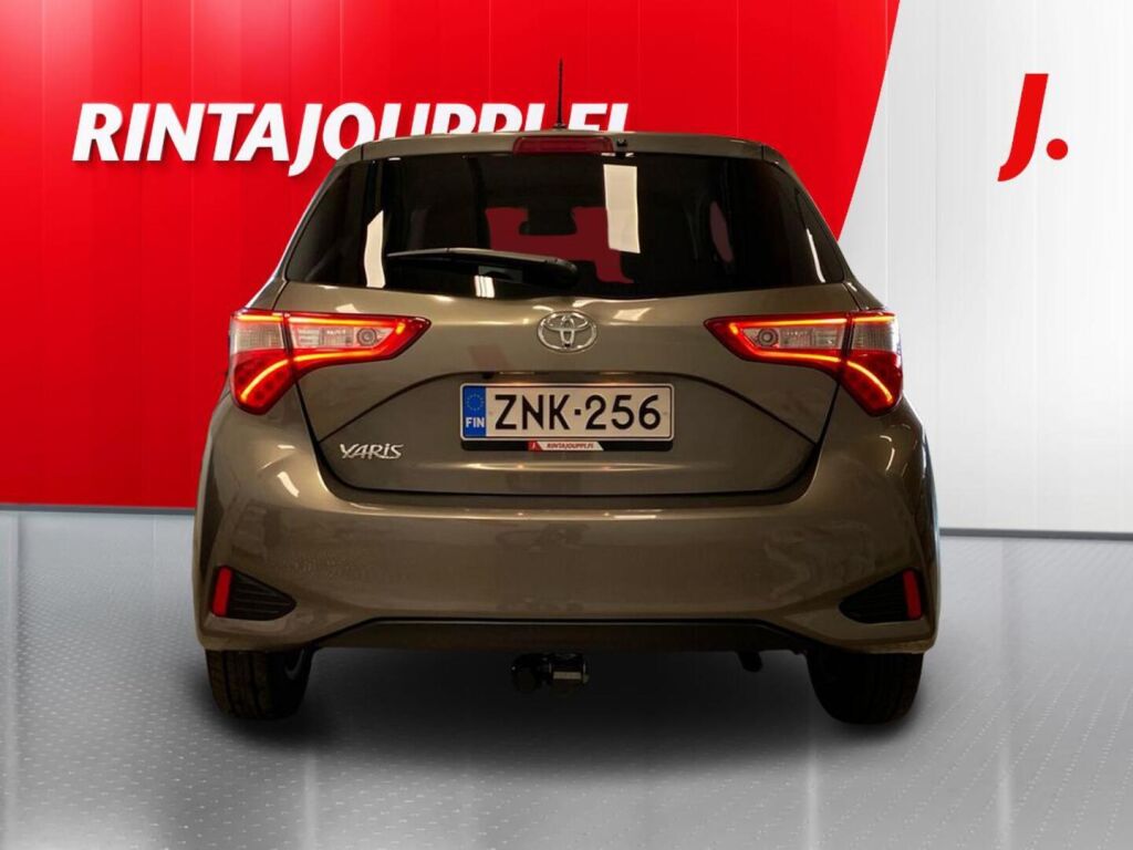 Toyota Yaris 2020 Harmaa