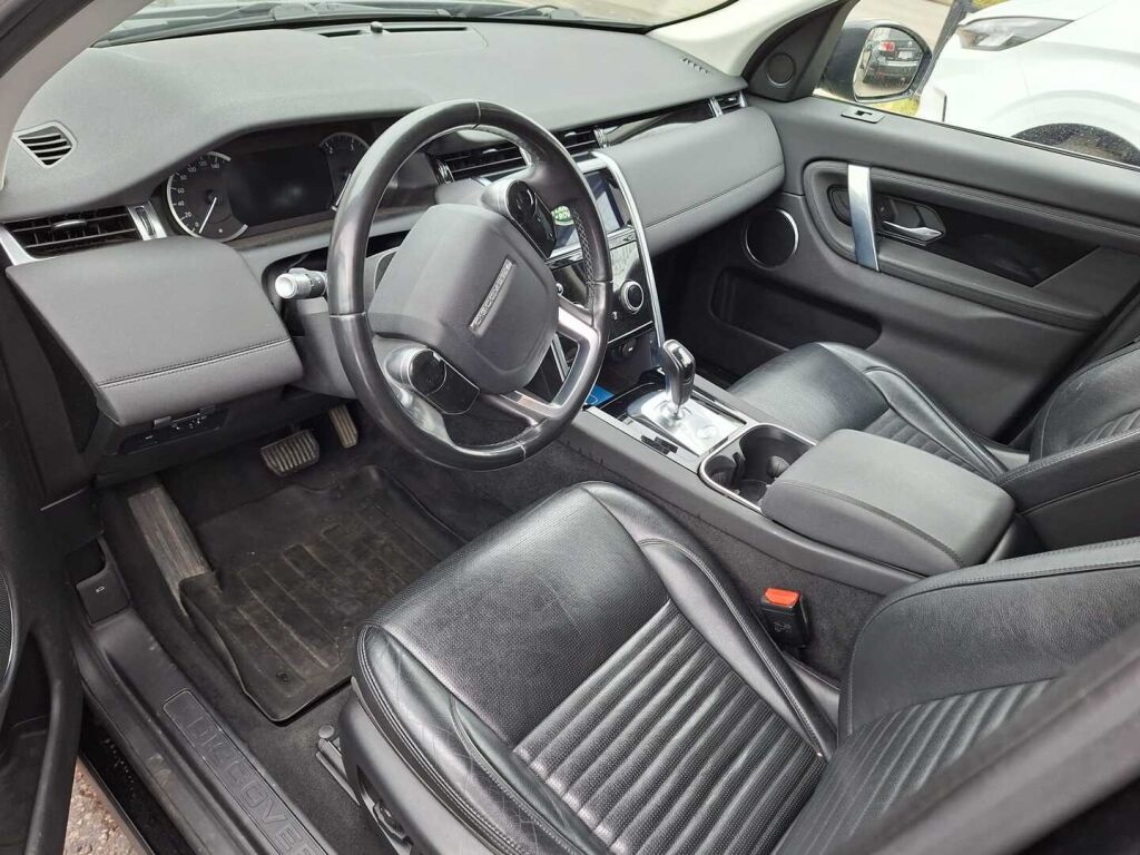 Land Rover Discovery Sport 2020 Musta