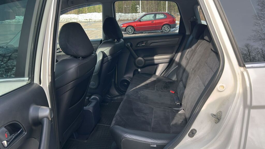 Honda CR-V 2010 Valkoinen