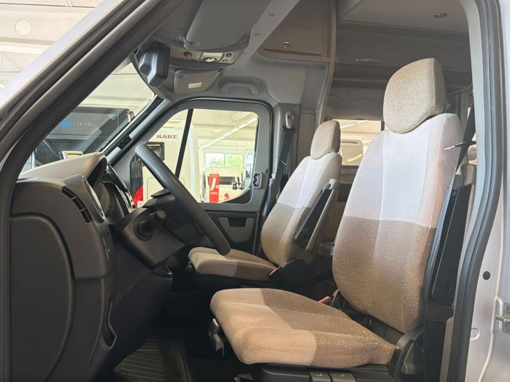 Adria MATRIX SUPREME M 667 SPS ALDE 2014 Harmaa