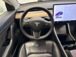 Tesla Model 3 2020 Valkoinen