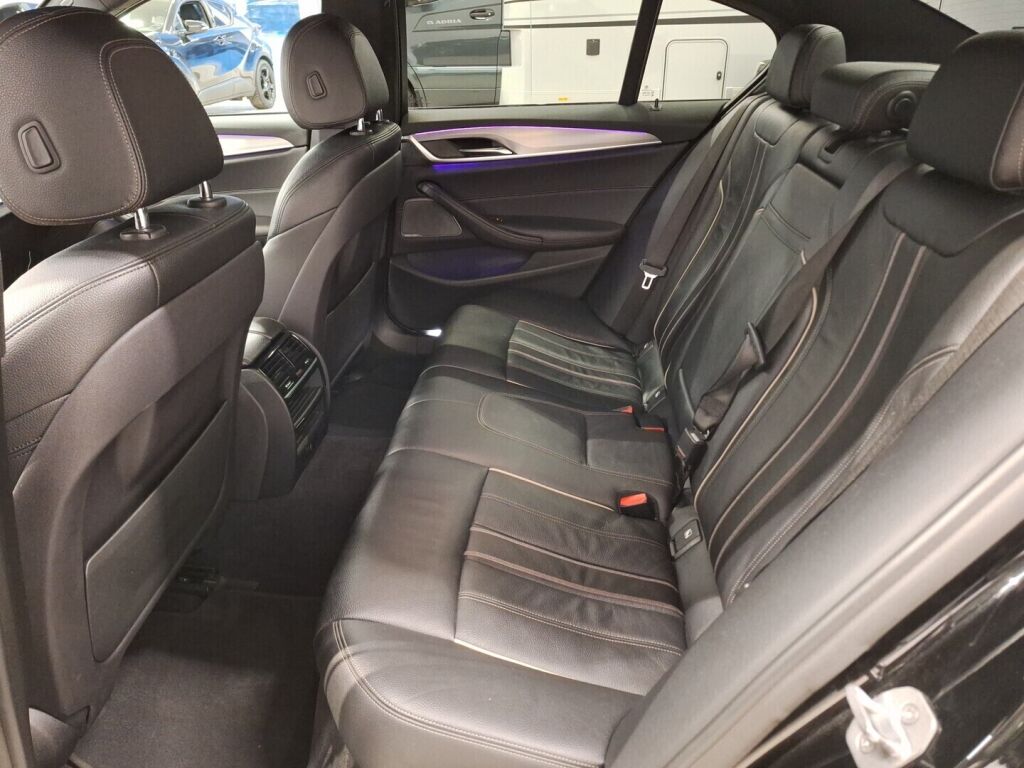 BMW 530 2018 Musta