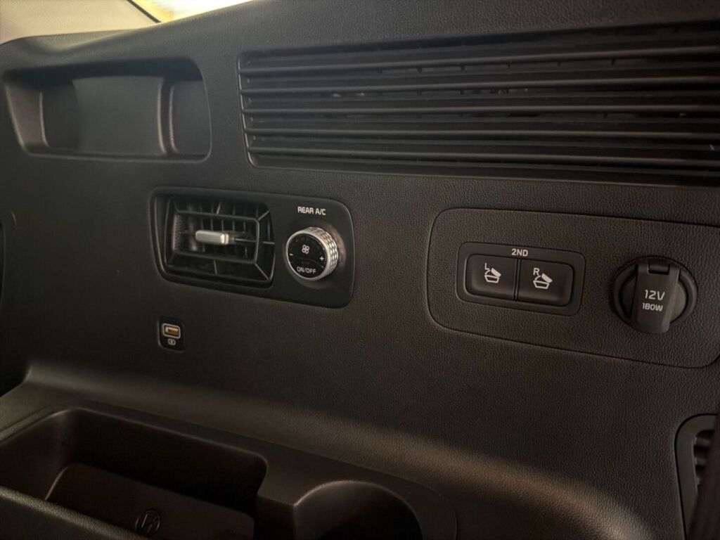 Kia Sorento 2021 Hopea