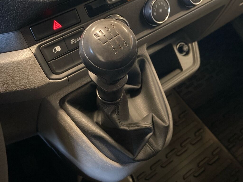 Volkswagen Crafter 2021 Valkoinen