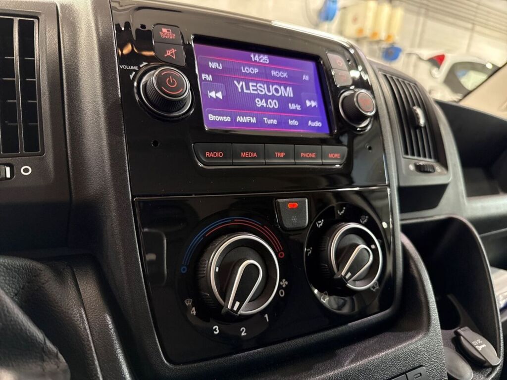 Fiat Ducato 2021 Valkoinen
