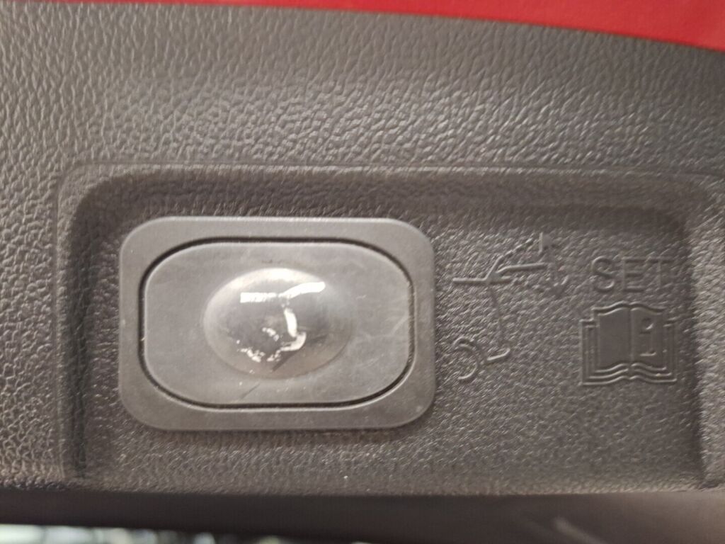 Ford Puma 2020 Punainen