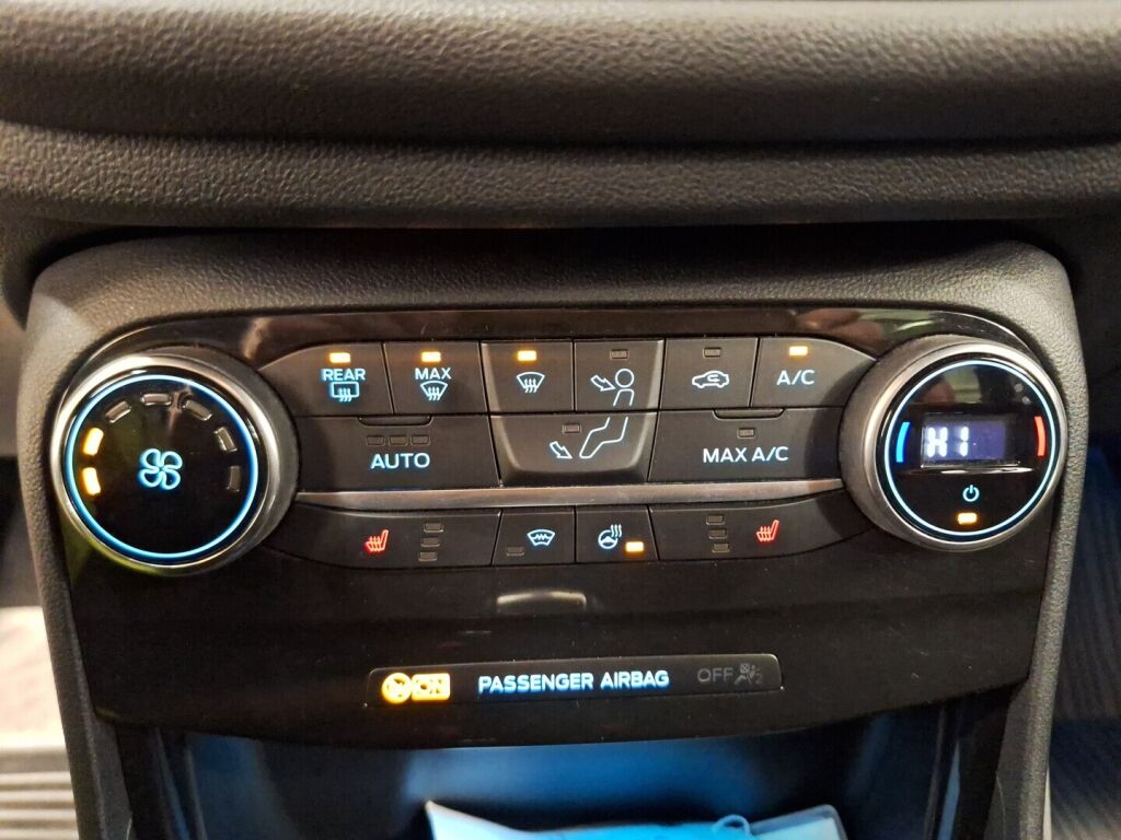 Ford Puma 2020 Punainen