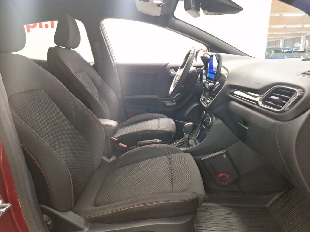 Ford Puma 2020 Punainen