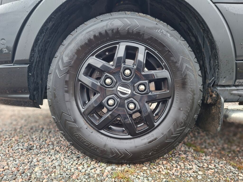 Ford Transit 2021 Musta