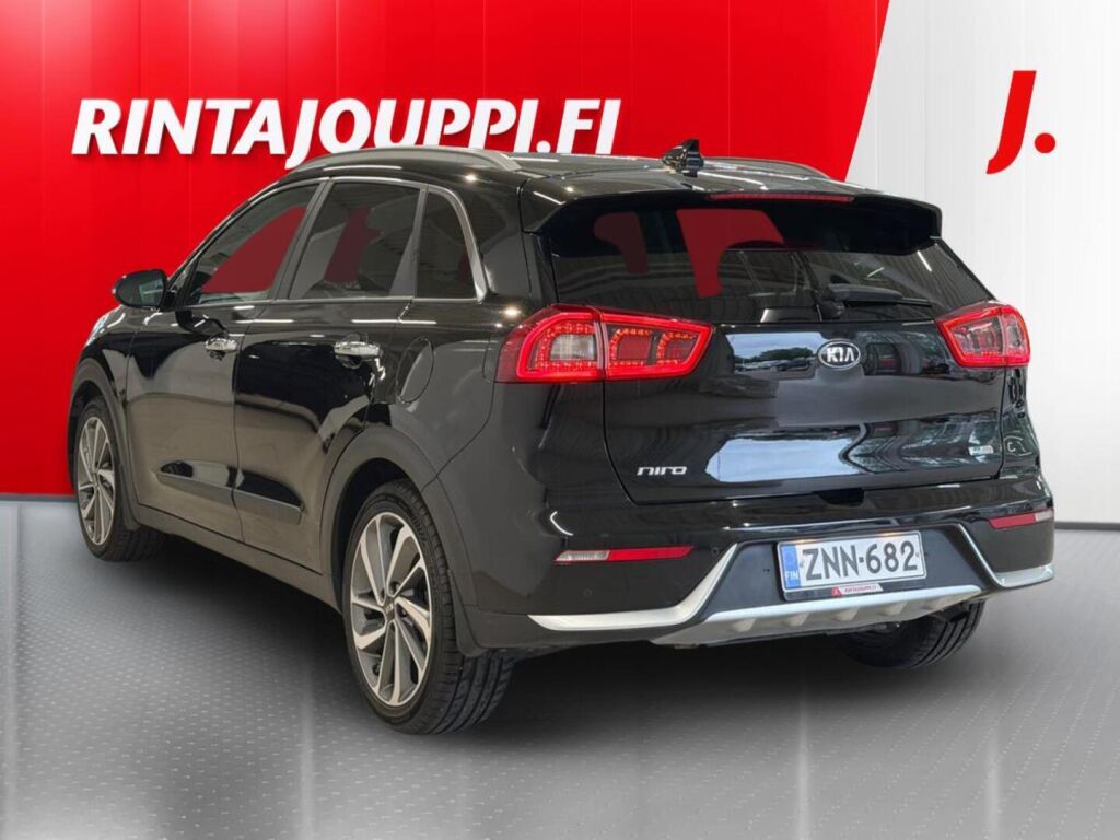 Kia Niro 2016 Musta