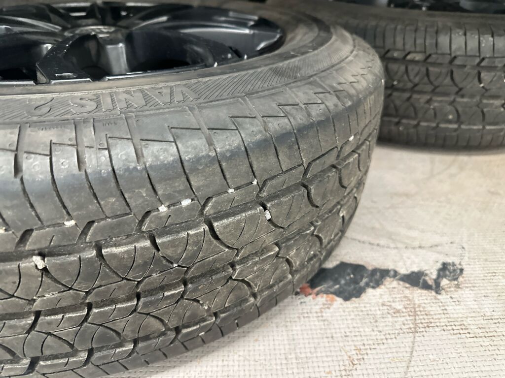 Volkswagen Transporter 2011 Valkoinen