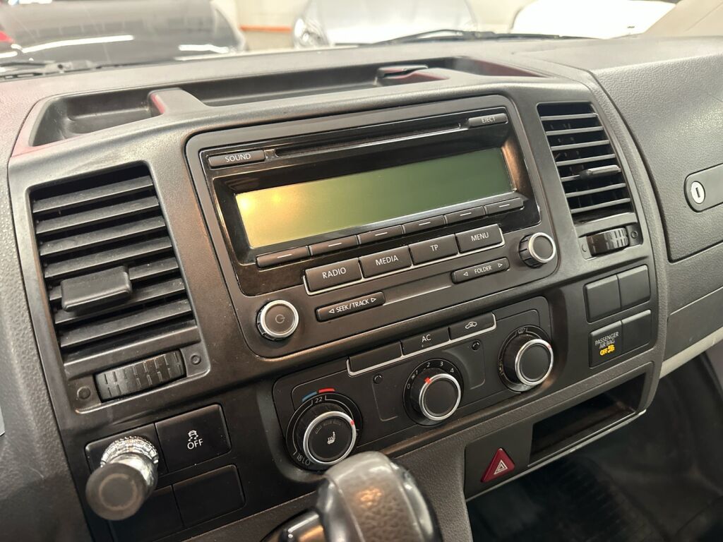 Volkswagen Transporter 2011 Valkoinen