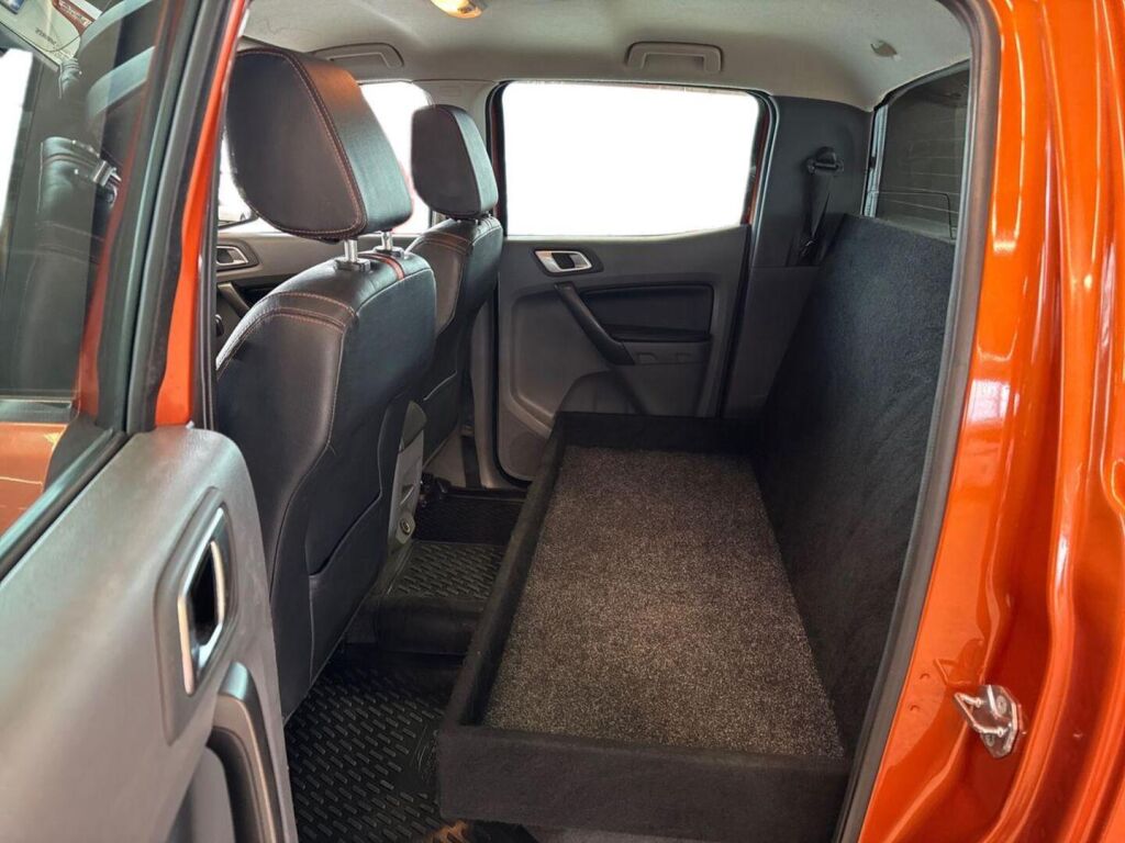 Ford Ranger 2015 Oranssi