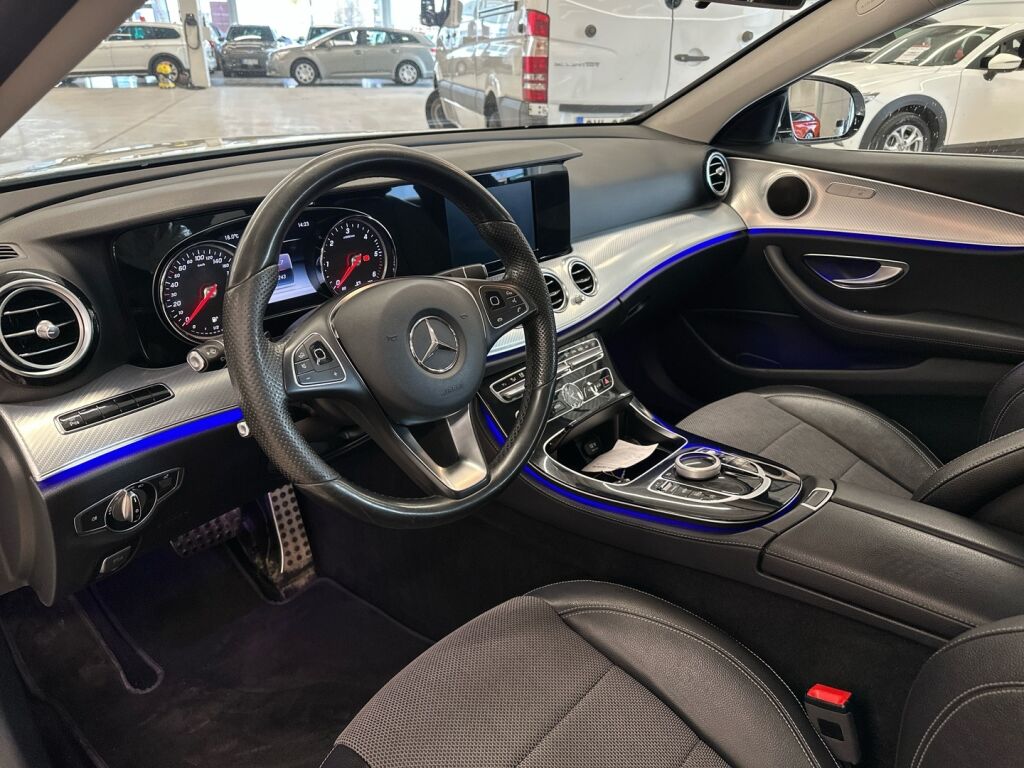 Mercedes-Benz E 2017 Valkoinen