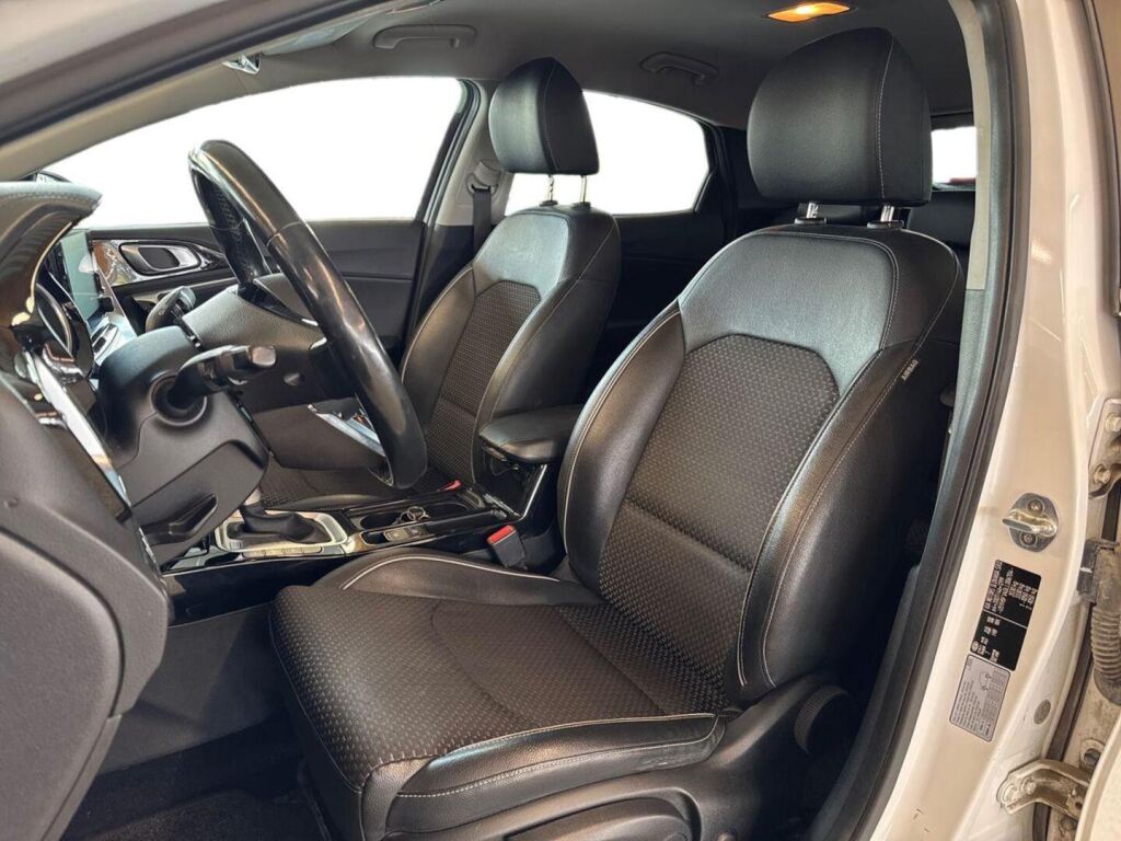 Kia XCeed 2020 Valkoinen