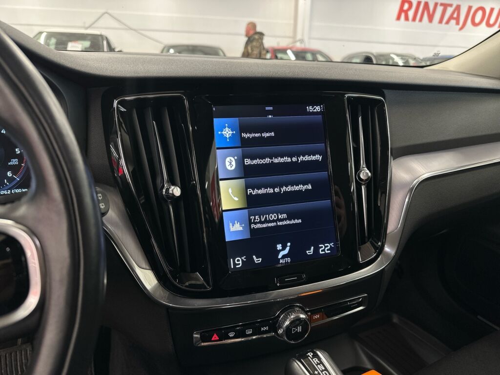 Volvo V60 2021 Valkoinen