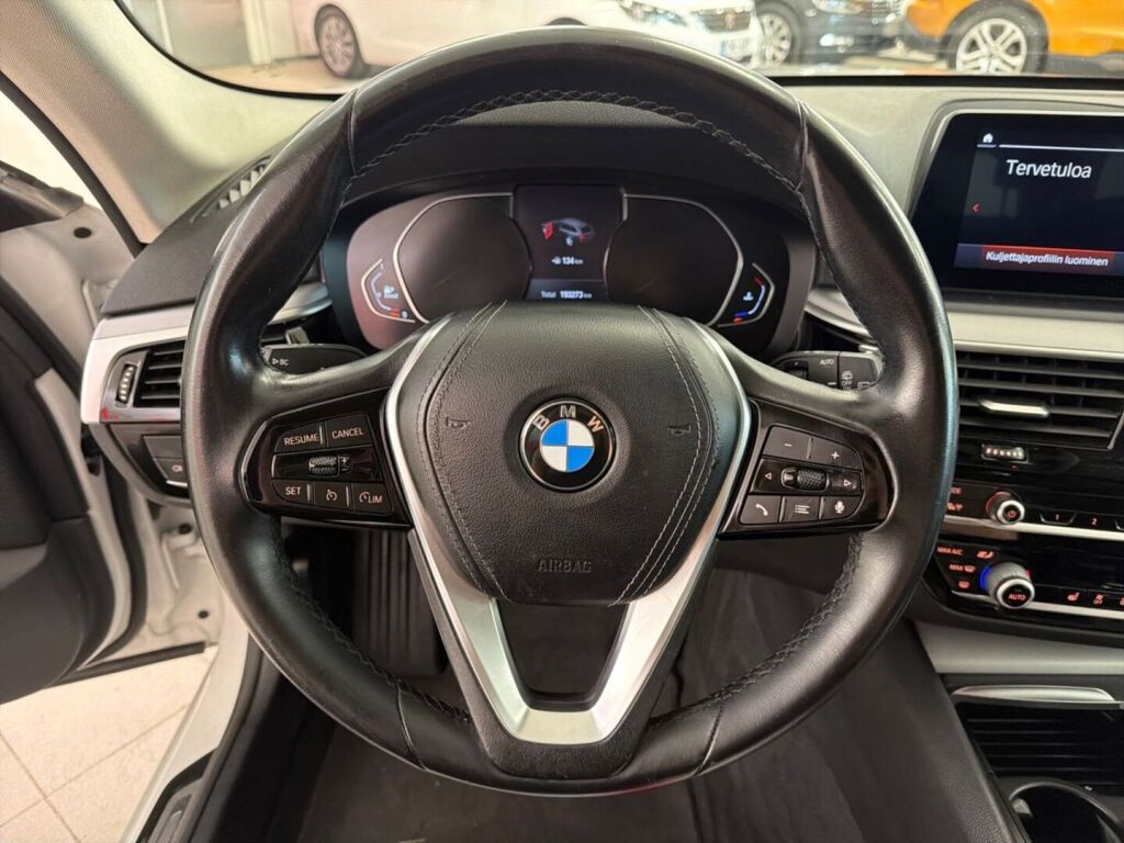BMW 520 2021 Valkoinen