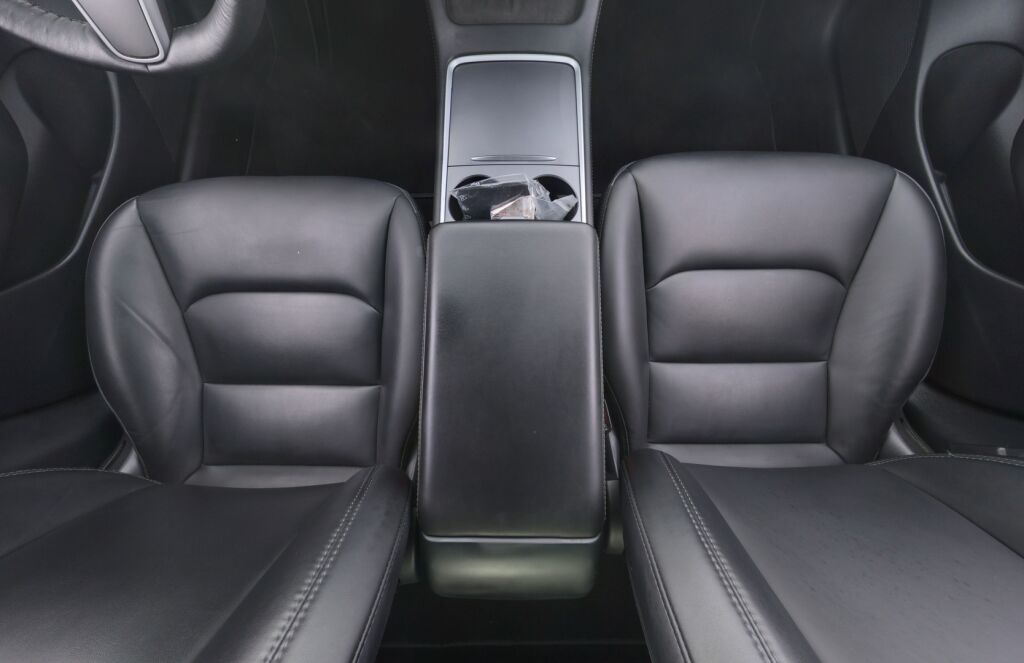 Tesla Model 3 2021 Harmaa