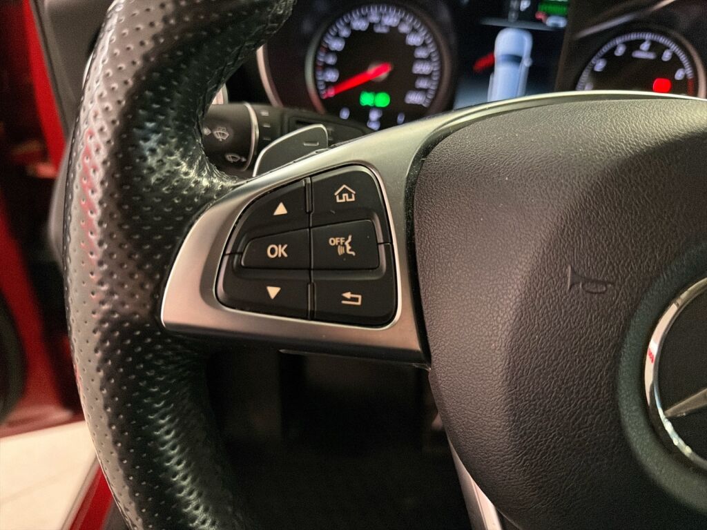 Mercedes-Benz GLC 2018 Punainen