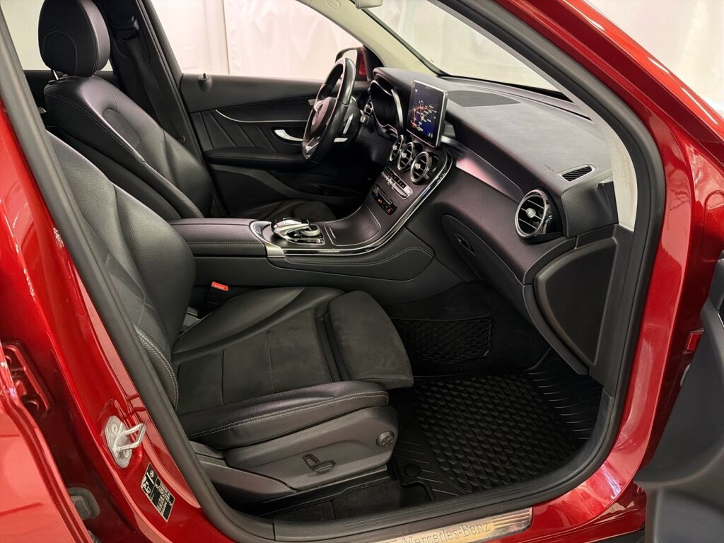 Mercedes-Benz GLC 2018 Punainen
