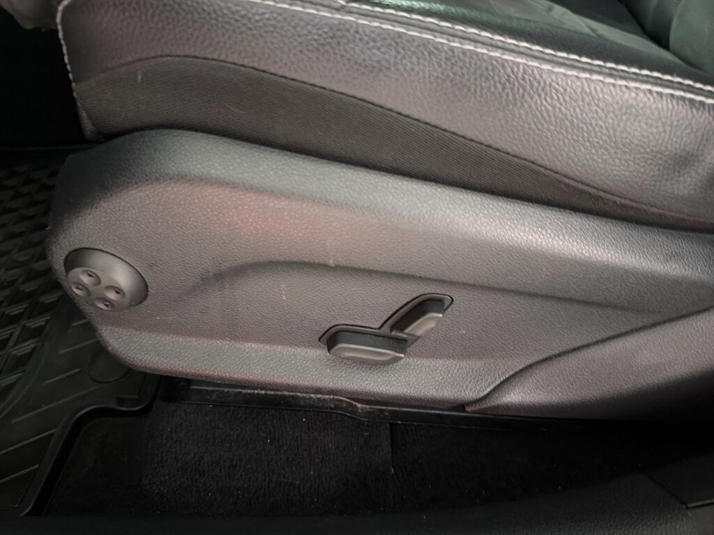 Mercedes-Benz GLC 2018 Punainen