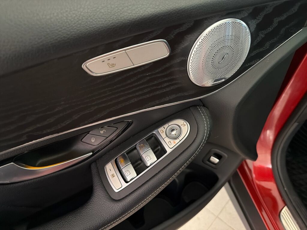 Mercedes-Benz GLC 2018 Punainen