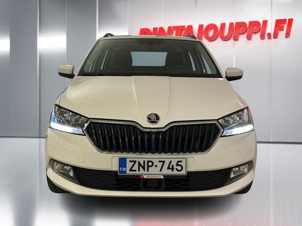 Skoda Fabia 2022 Valkoinen