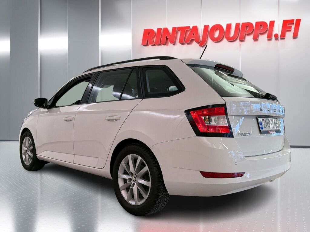 Skoda Fabia 2022 Valkoinen