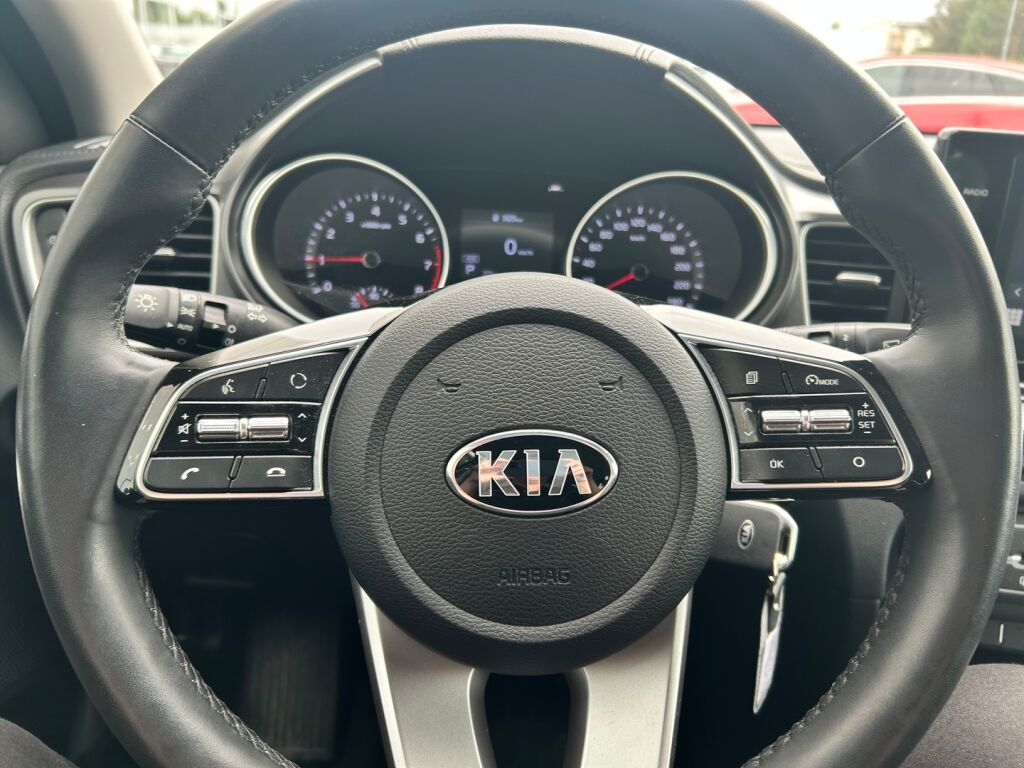 Kia Ceed 2021 Valkoinen