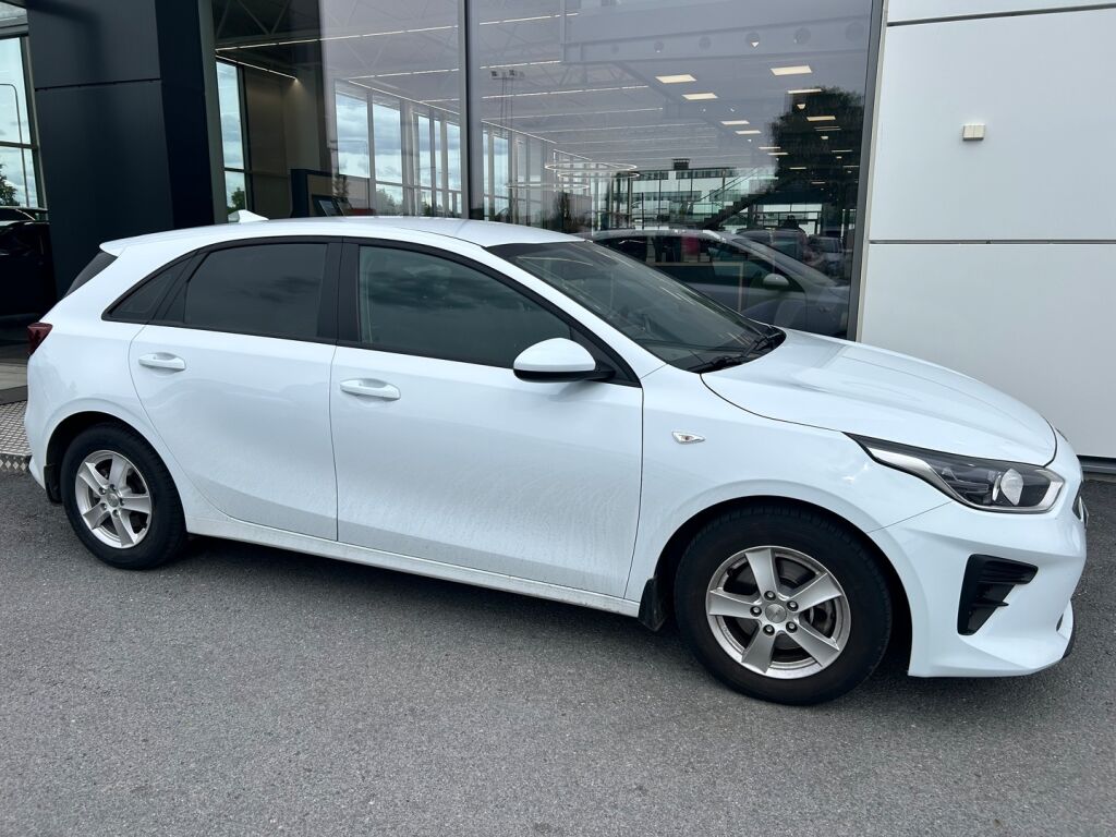 Kia Ceed 2021 Valkoinen