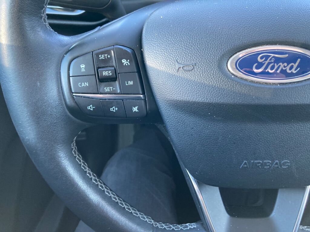 Ford Fiesta 2018 Valkoinen