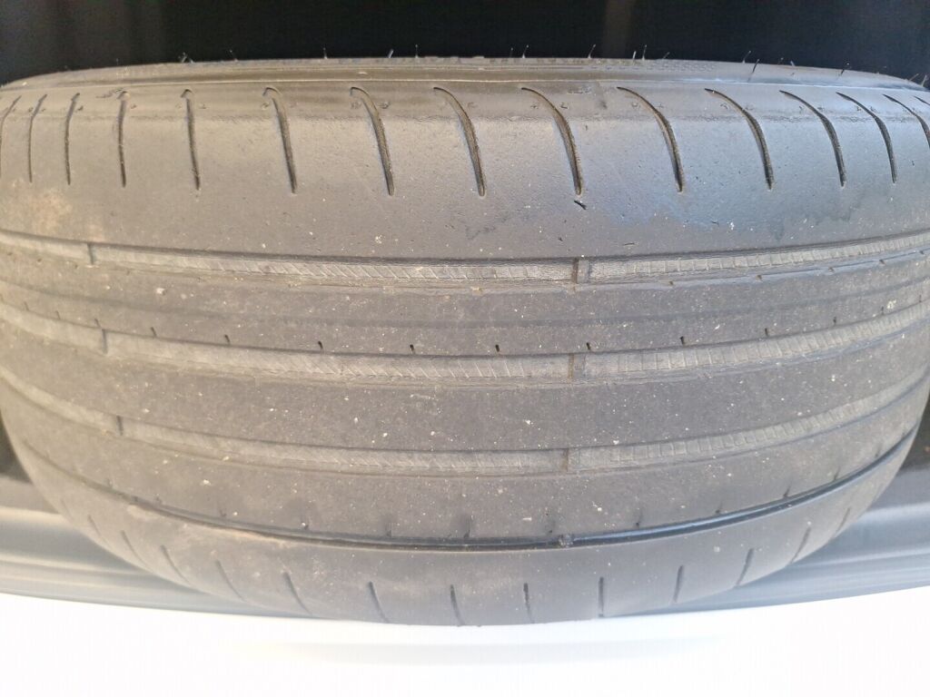 Tesla Model 3 2020 Valkoinen