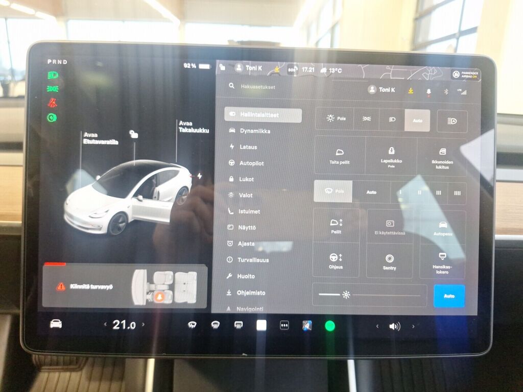 Tesla Model 3 2020 Valkoinen
